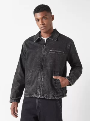 Collared Denim Jacket with Zip Closure